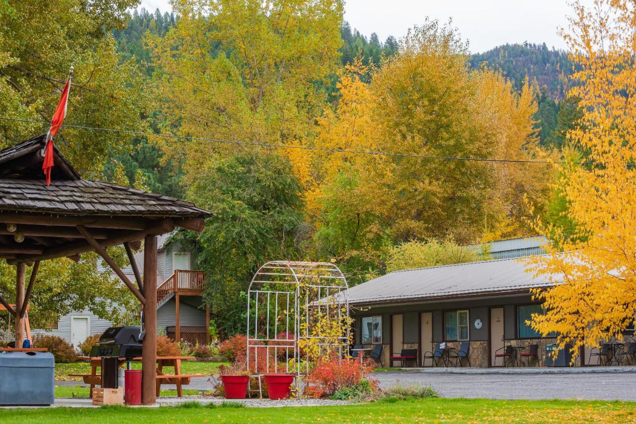 Lakeview Motel Christina Lake Exterior photo